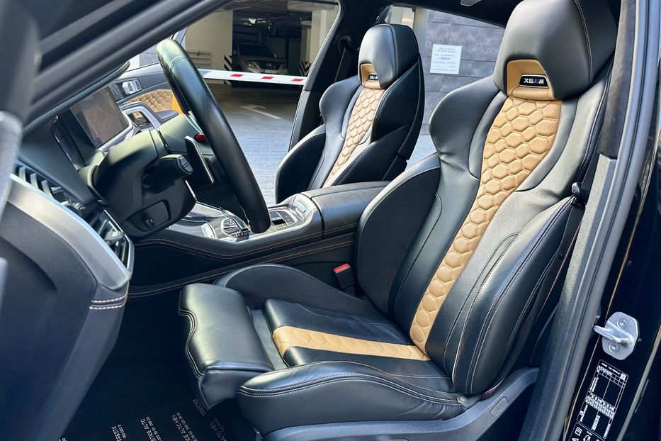 Продам BMW X6 M Competition 2020 года в Киеве