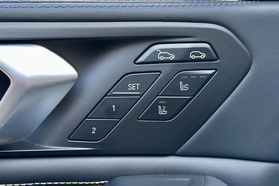 Продам BMW X6 M Competition 2020 года в Киеве