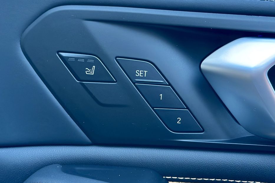 Продам BMW X6 M Competition 2020 года в Киеве
