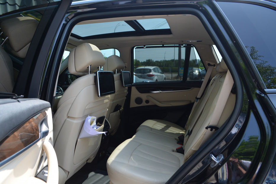 Продам BMW X5 2016 года в Киеве