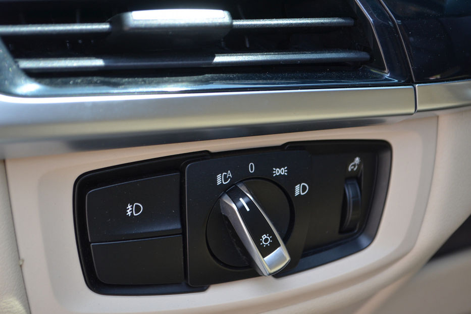 Продам BMW X5 2016 года в Киеве