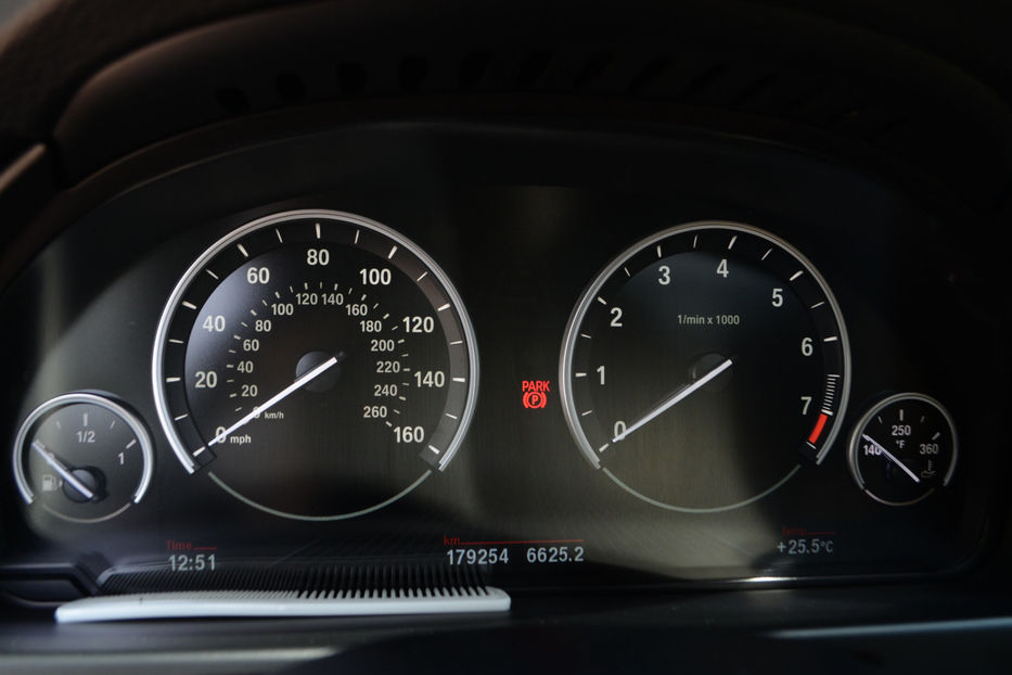 Продам BMW X5 2016 года в Киеве