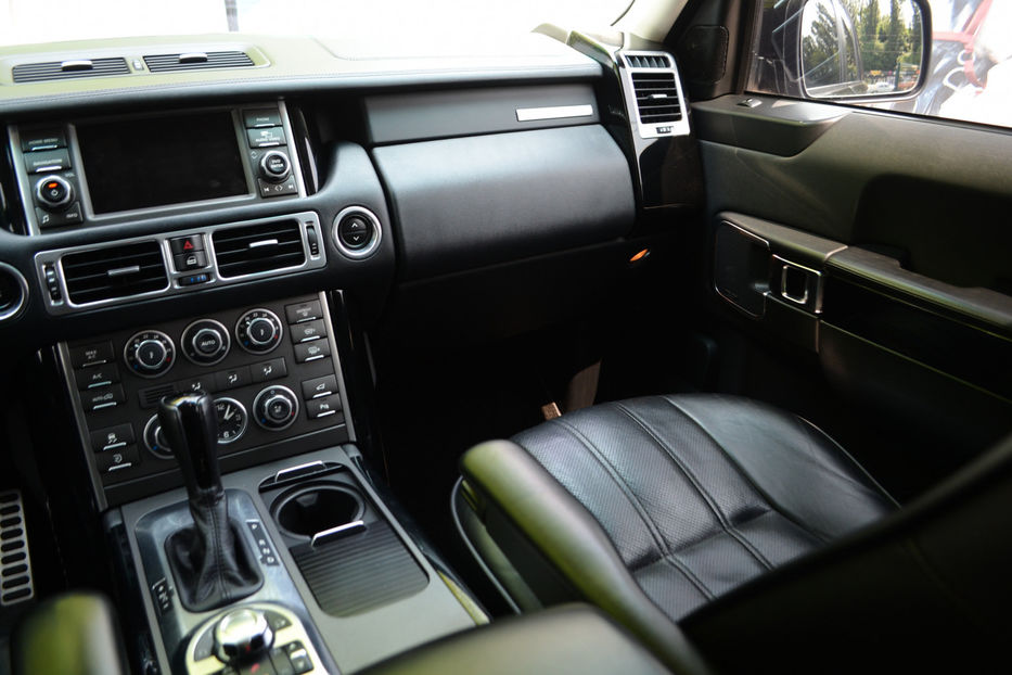 Продам Land Rover Range Rover 2010 года в Киеве
