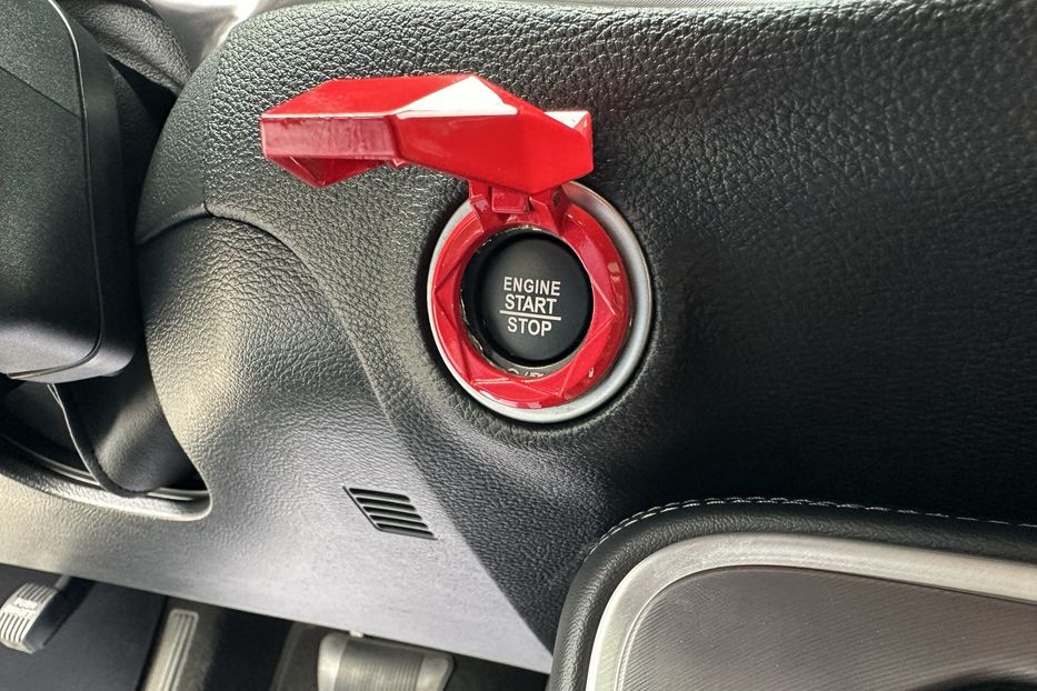 Продам Dodge Challenger 2021 года в Киеве