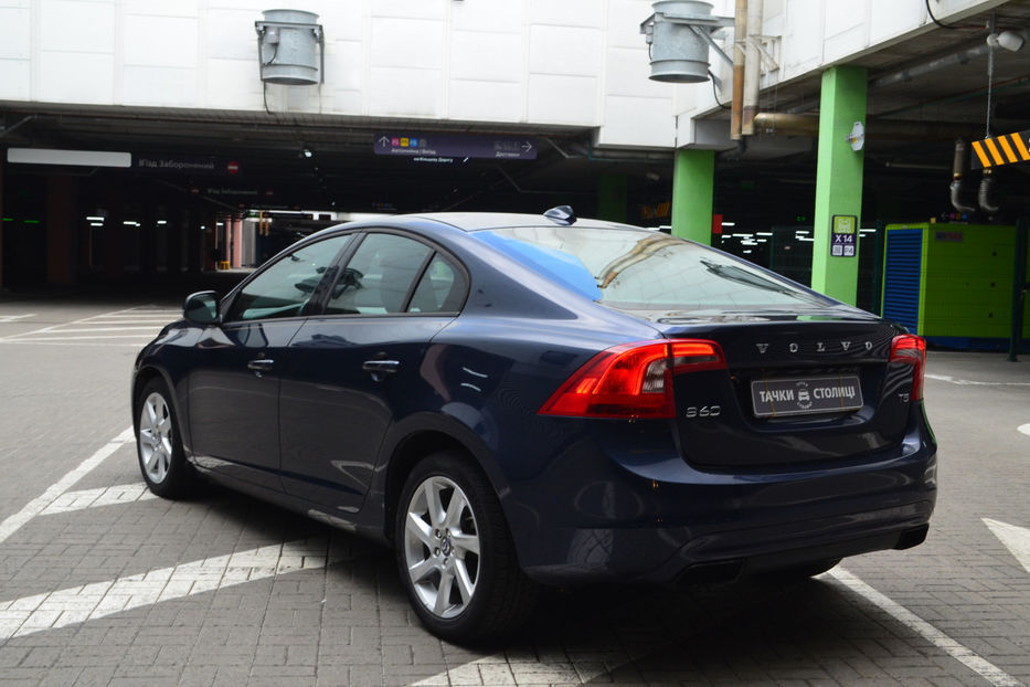 Продам Volvo S60 2014 года в Киеве