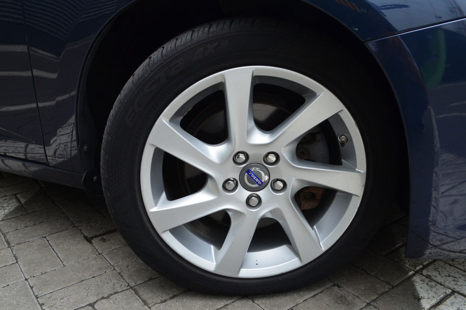 Продам Volvo S60 2014 года в Киеве