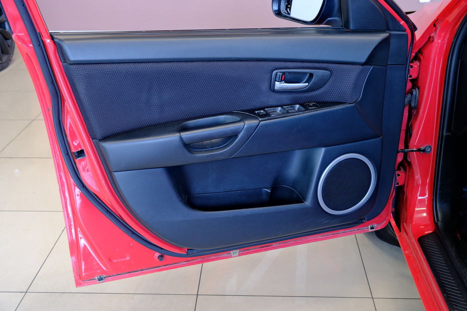 Продам Mazda 3 2007 года в Одессе