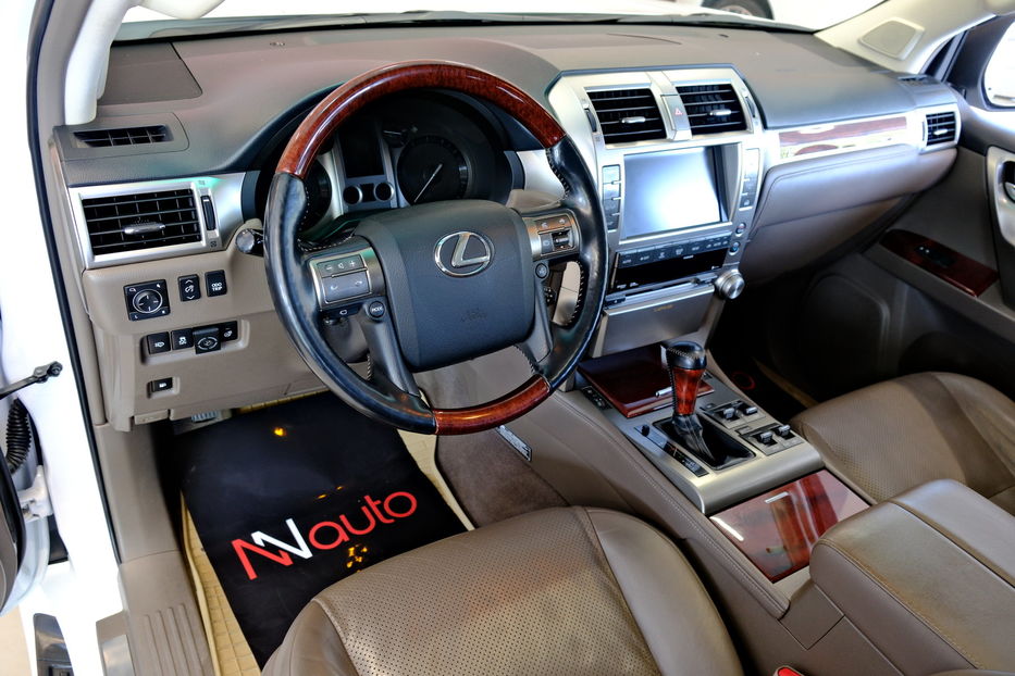 Продам Lexus GX 460 2013 года в Одессе
