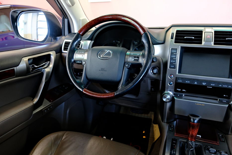 Продам Lexus GX 460 2013 года в Одессе