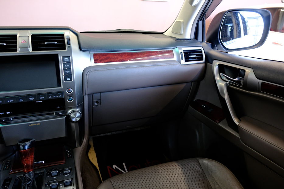 Продам Lexus GX 460 2013 года в Одессе