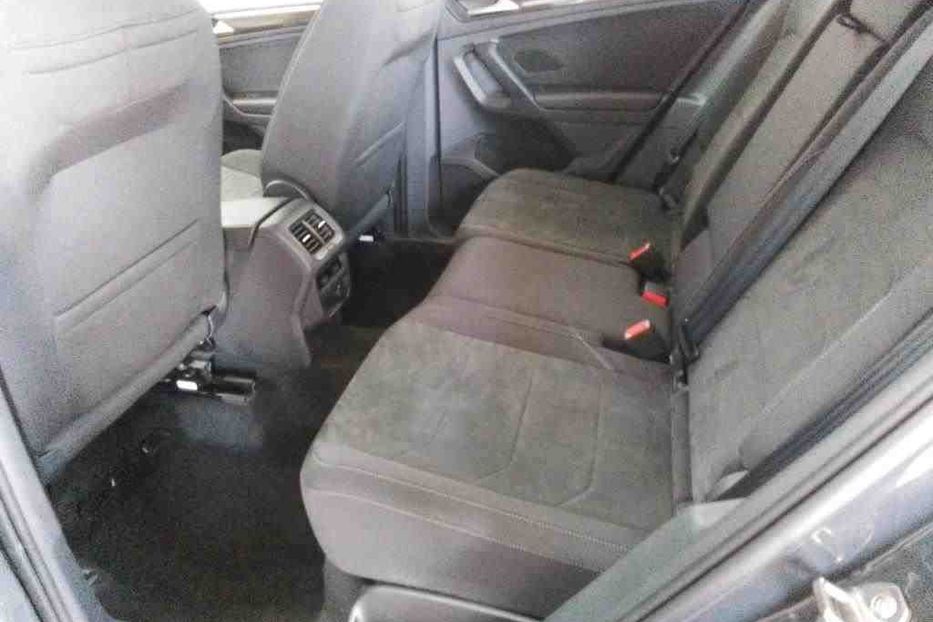 Продам Volkswagen Tiguan 2.0 TDI 147kW 7-DSG Elegance 2021 года в Львове