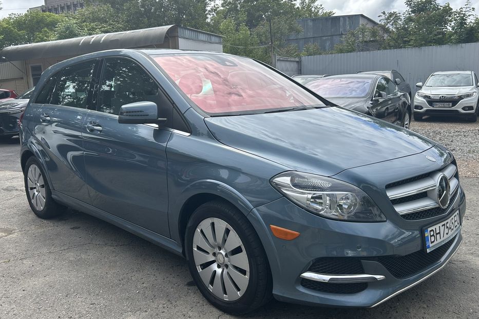 Продам Mercedes-Benz B-Class B250E 2015 года в Одессе