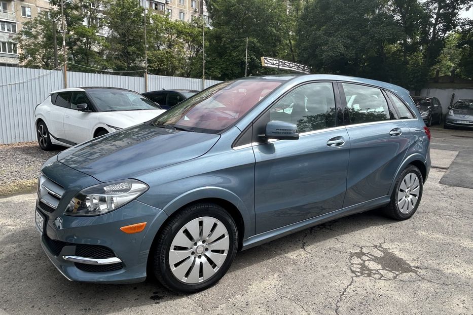 Продам Mercedes-Benz B-Class B250E 2015 года в Одессе