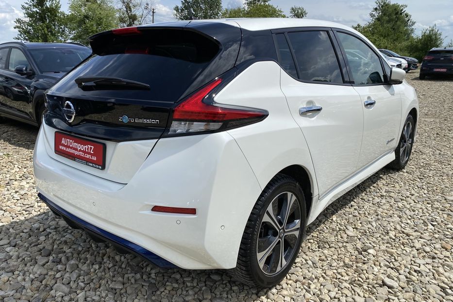 Продам Nissan Leaf 62кВтПдгрівсидінКермаКамера360 2020 года в Львове