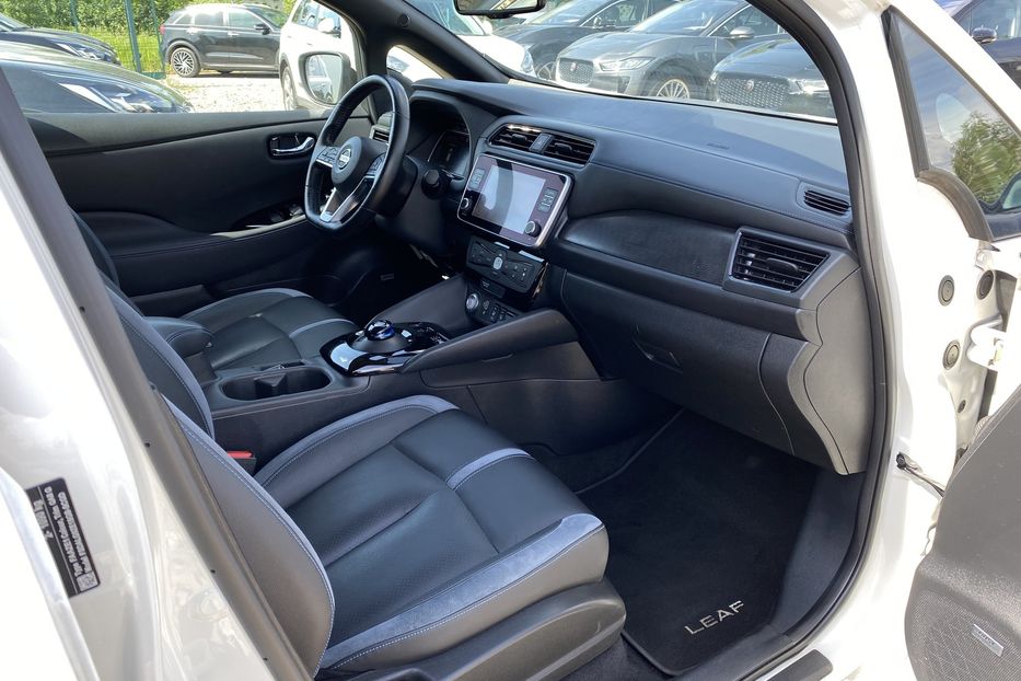 Продам Nissan Leaf 62кВтПдгрівсидінКермаКамера360 2020 года в Львове