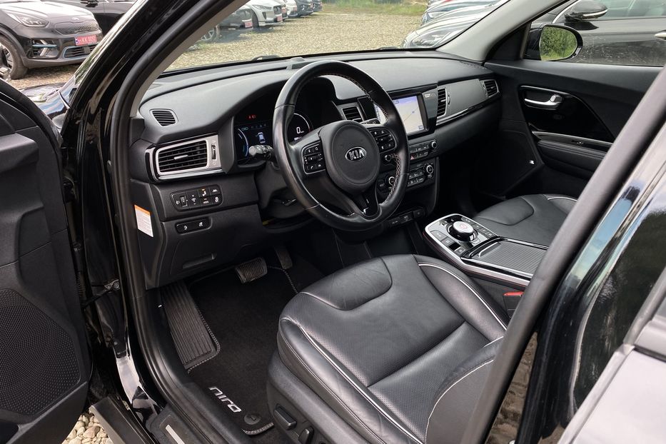 Продам Kia Niro 64kWhМакс.комплектаціяPrestige 2020 года в Львове