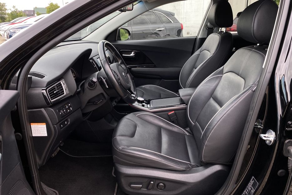 Продам Kia Niro 64kWhМакс.комплектаціяPrestige 2020 года в Львове