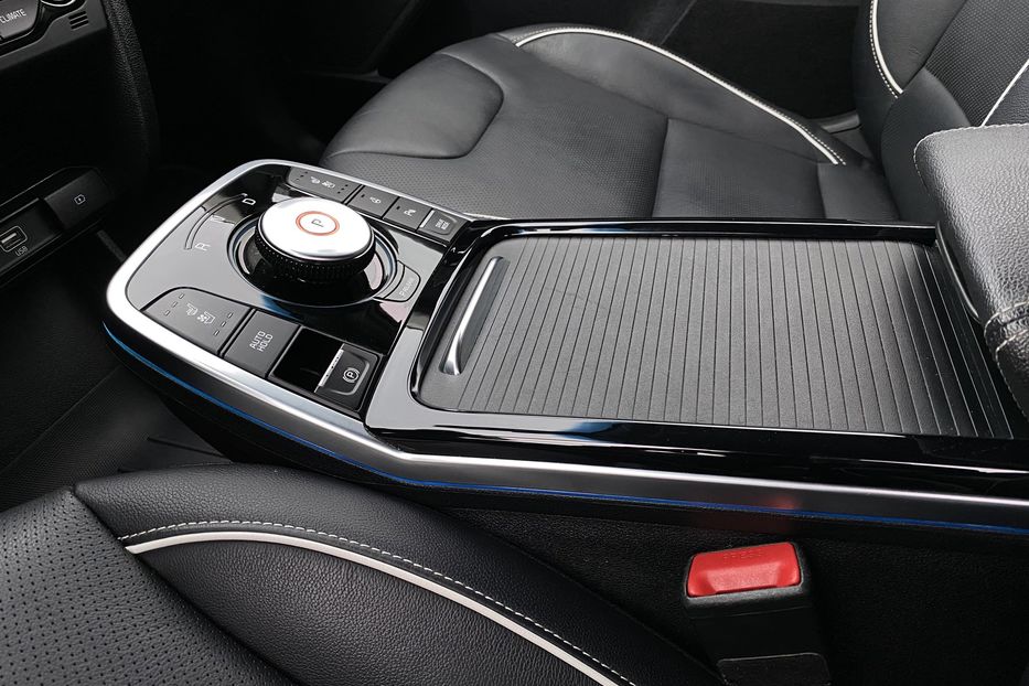 Продам Kia Niro 64kWhМакс.комплектаціяPrestige 2020 года в Львове