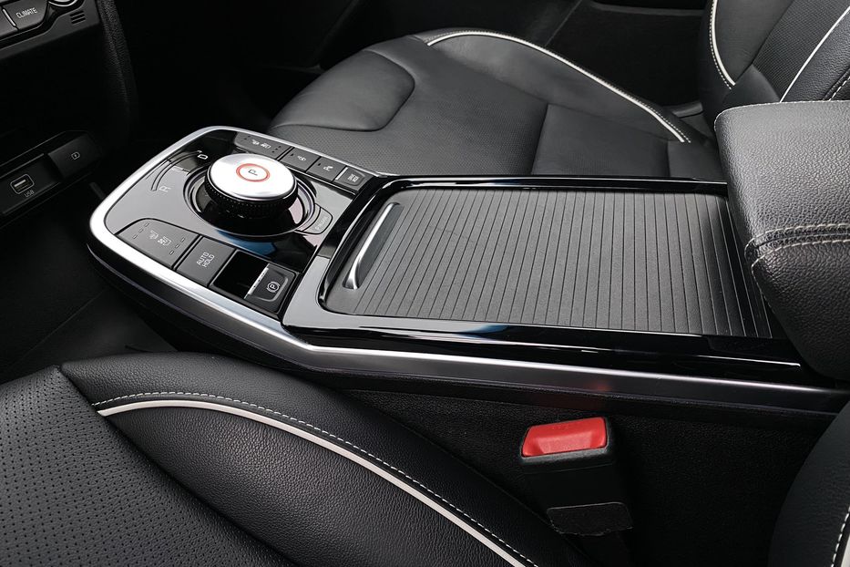 Продам Kia Niro 64kWhМакс.комплектаціяPrestige 2020 года в Львове