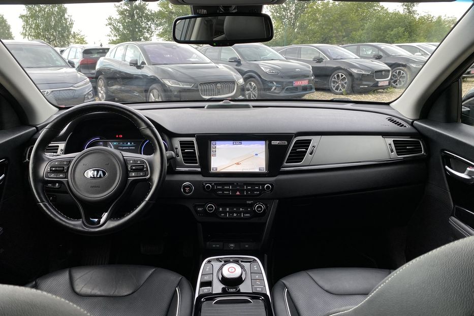 Продам Kia Niro 64kWhМакс.комплектаціяPrestige 2020 года в Львове