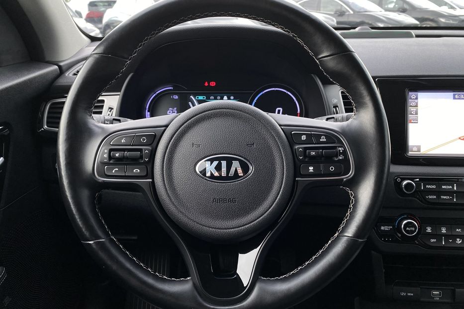Продам Kia Niro 64kWhМакс.комплектаціяPrestige 2020 года в Львове