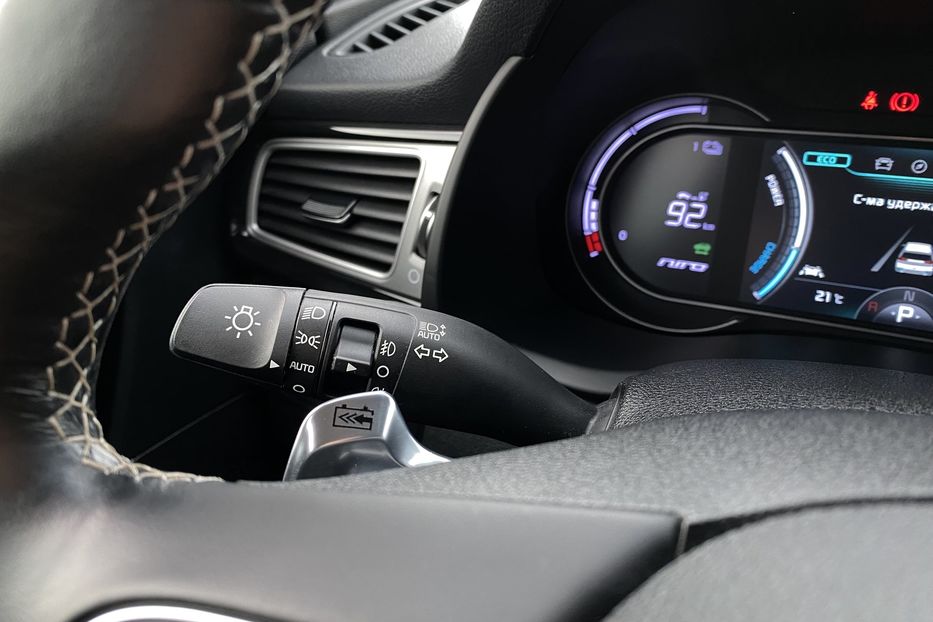 Продам Kia Niro 64kWhМакс.комплектаціяPrestige 2020 года в Львове