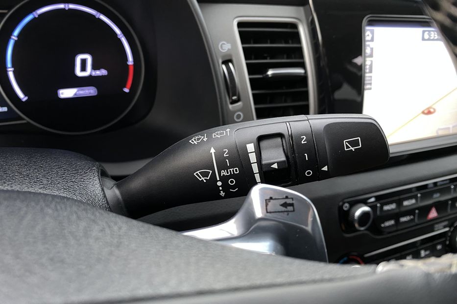 Продам Kia Niro 64kWhМакс.комплектаціяPrestige 2020 года в Львове