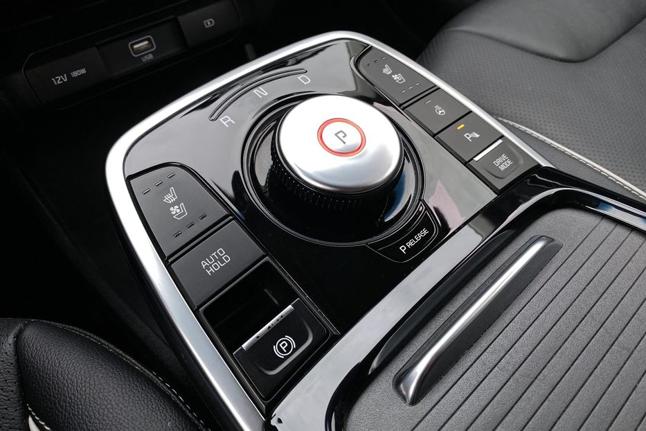 Продам Kia Niro 64kWhМакс.комплектаціяPrestige 2020 года в Львове