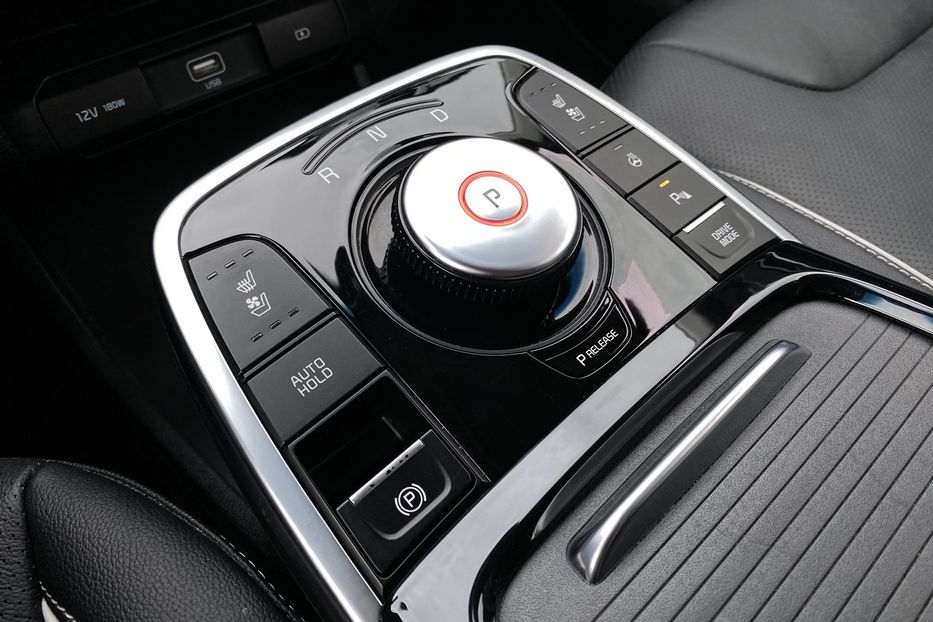 Продам Kia Niro 64kWhМакс.комплектаціяPrestige 2020 года в Львове