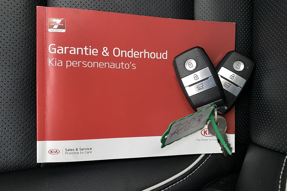 Продам Kia Niro 64kWhМакс.комплектаціяPrestige 2020 года в Львове