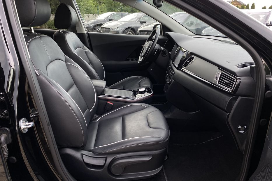 Продам Kia Niro 64kWhМакс.комплектаціяPrestige 2020 года в Львове