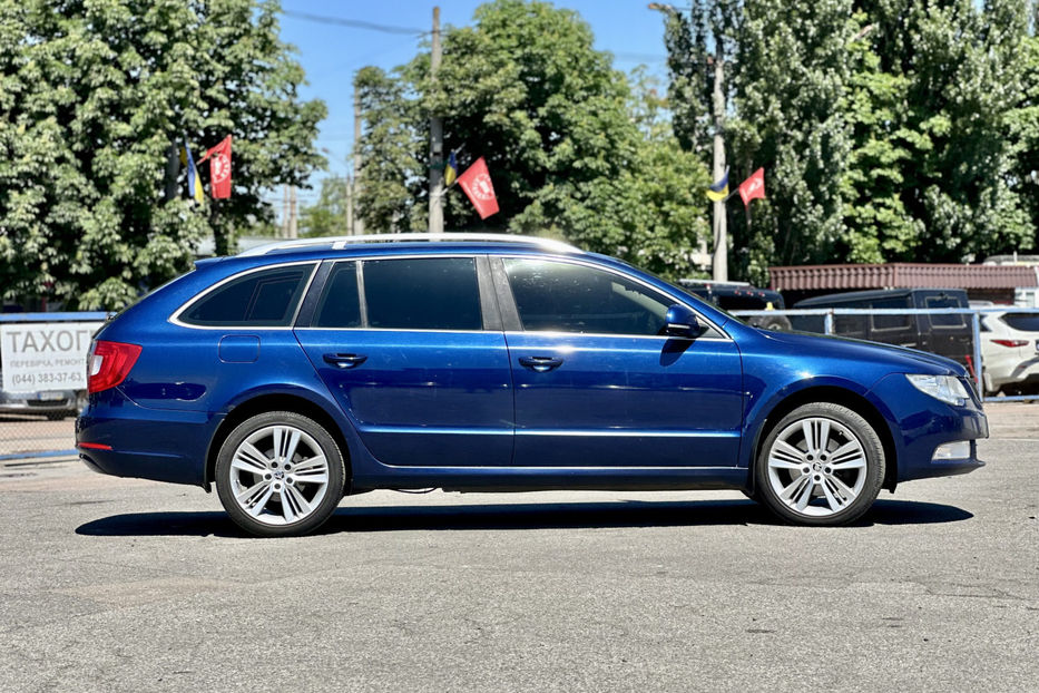 Продам Skoda Superb 2013 года в Киеве