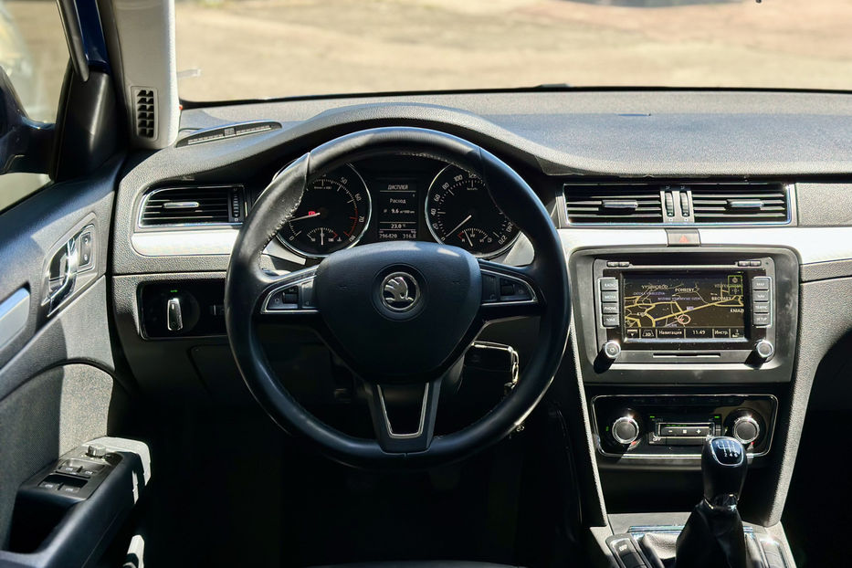 Продам Skoda Superb 2013 года в Киеве