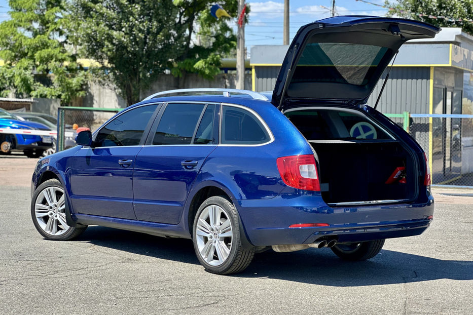 Продам Skoda Superb 2013 года в Киеве