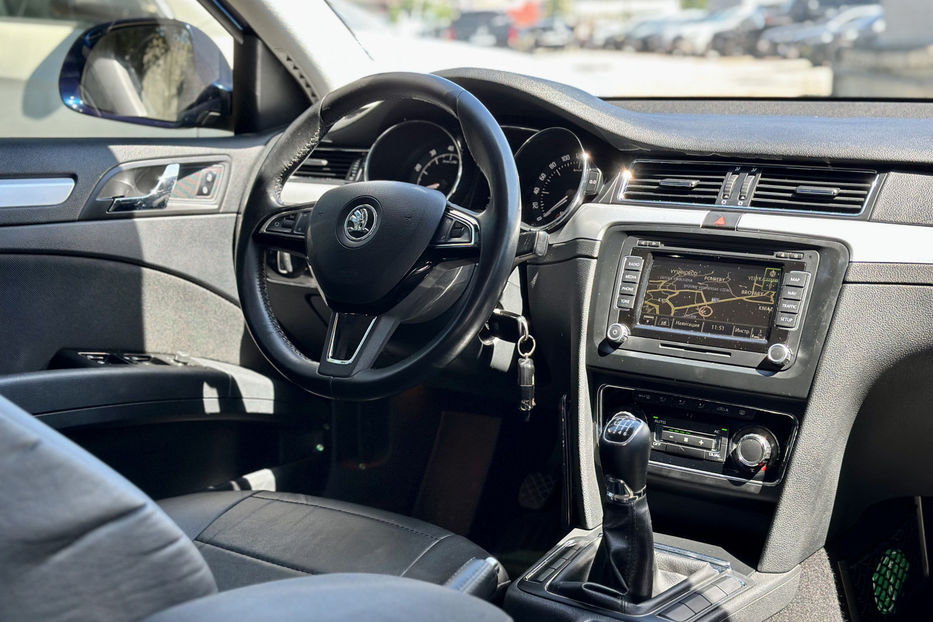Продам Skoda Superb 2013 года в Киеве