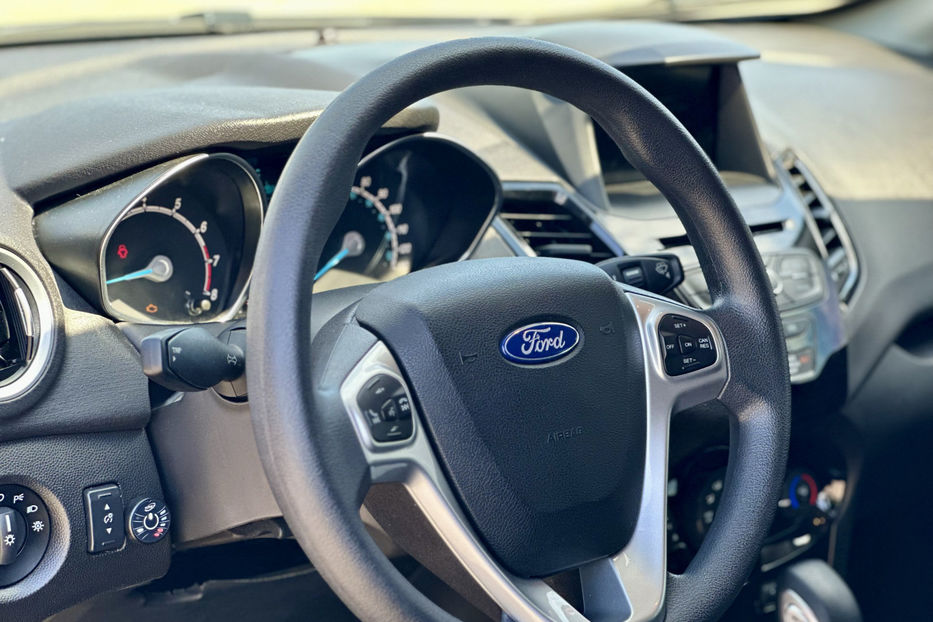 Продам Ford Fiesta 2018 года в Киеве
