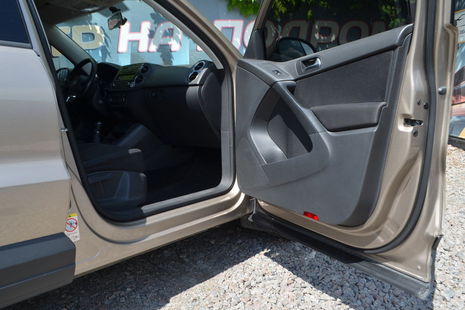 Продам Volkswagen Tiguan 2011 года в Киеве