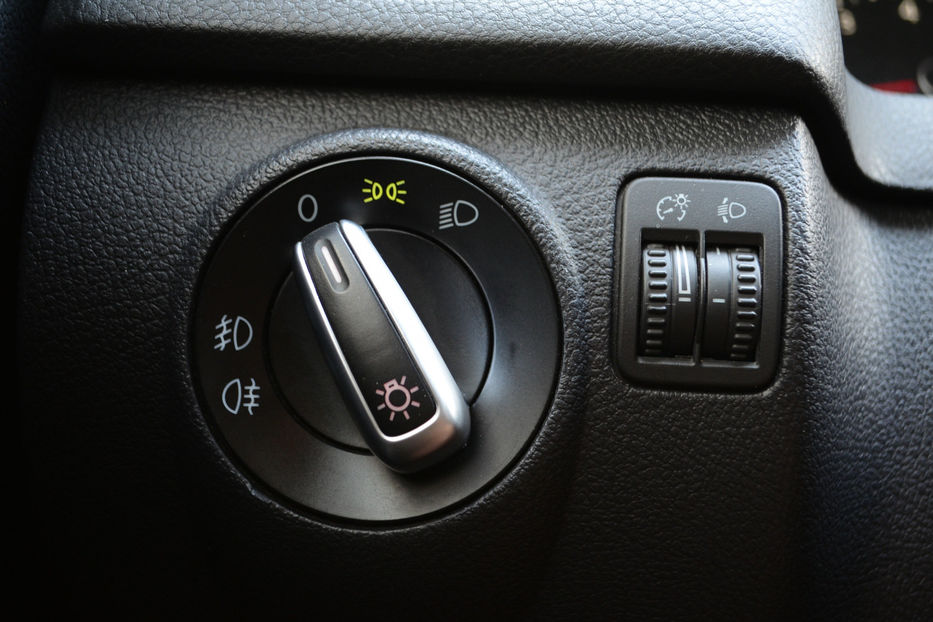 Продам Volkswagen Tiguan 2011 года в Киеве
