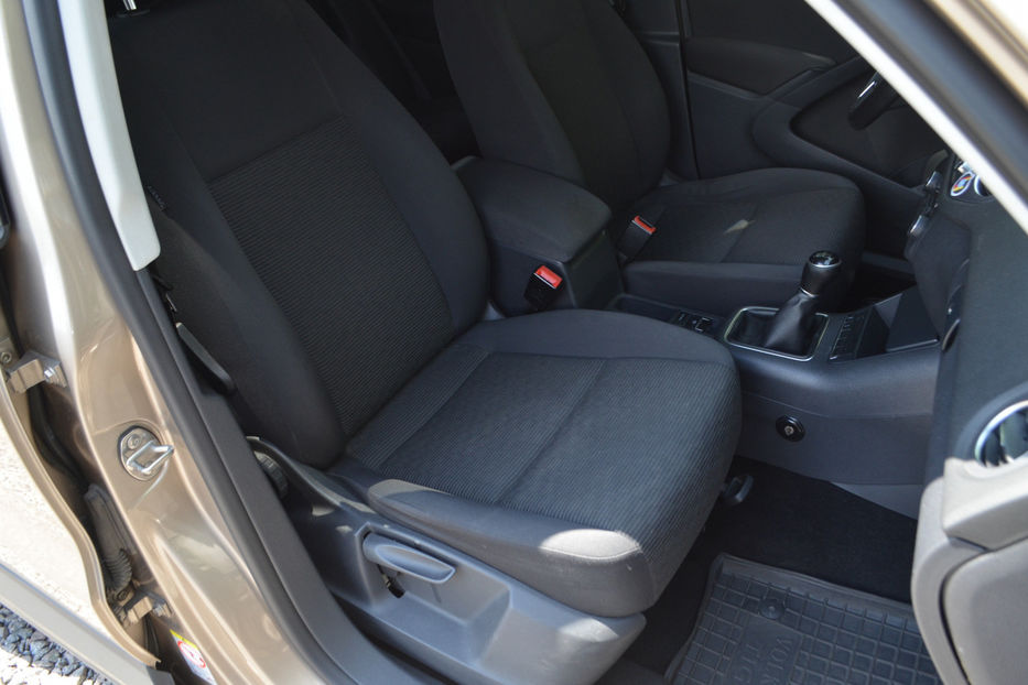 Продам Volkswagen Tiguan 2011 года в Киеве