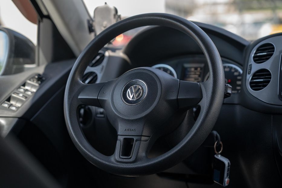 Продам Volkswagen Tiguan 2011 года в Черновцах