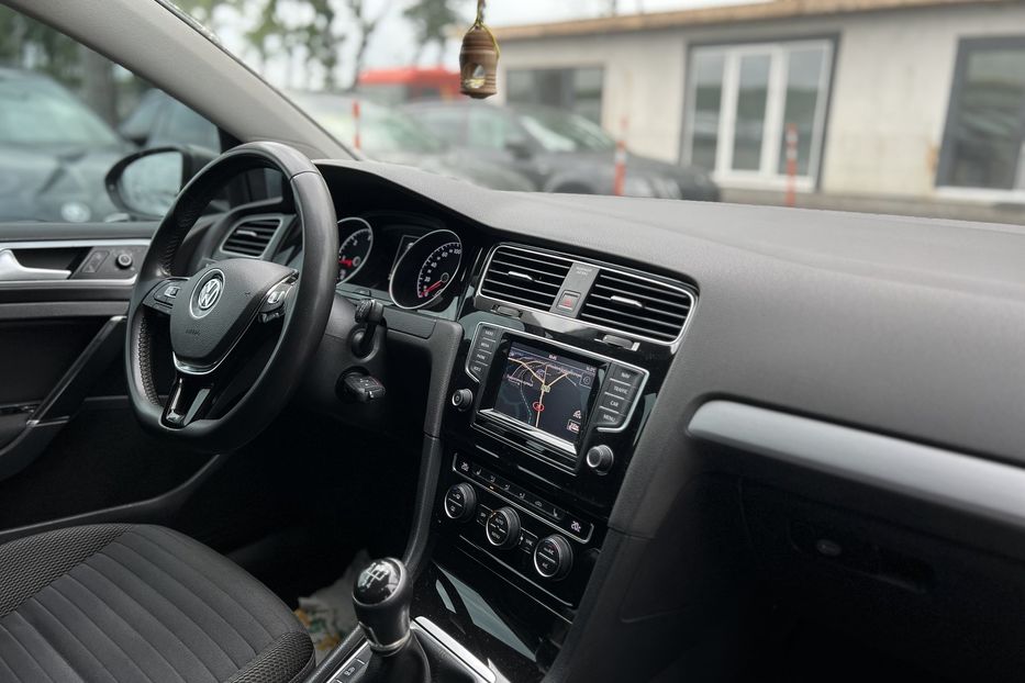 Продам Volkswagen Golf VII (KOMIS) 2014 года в г. Умань, Черкасская область