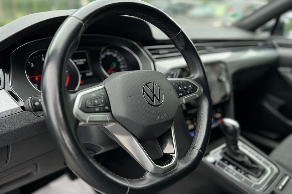 Продам Volkswagen Passat B8 WEBASTO  2021 года в г. Умань, Черкасская область