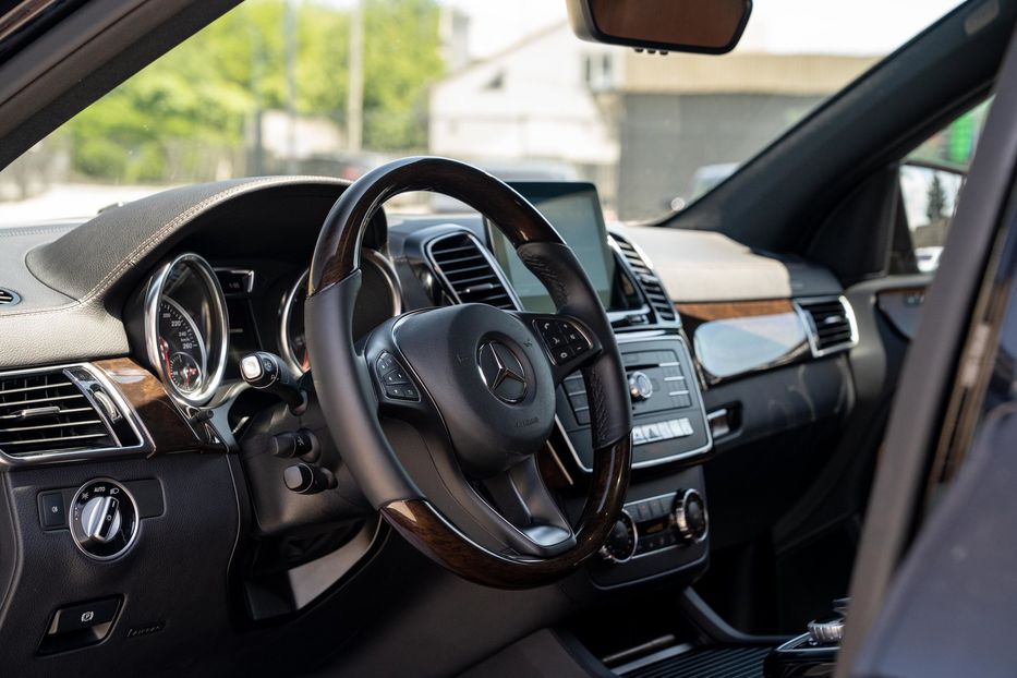 Продам Mercedes-Benz GLE-Class Coupe 350d 2016 года в Черновцах