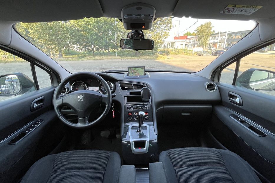 Продам Peugeot 5008 2014 года в Николаеве