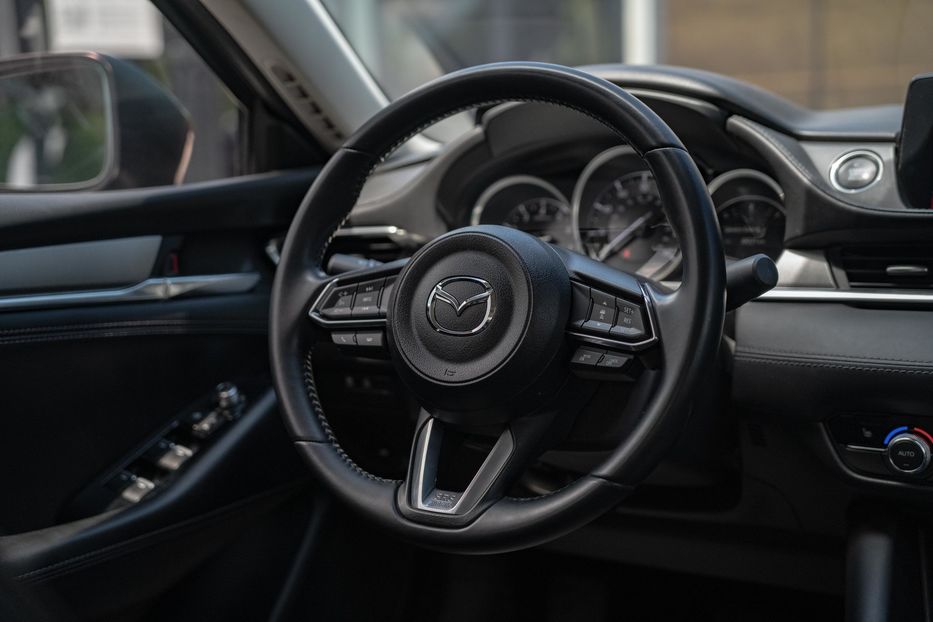 Продам Mazda 6 Touring SKYACTIV-G 2019 года в Черновцах