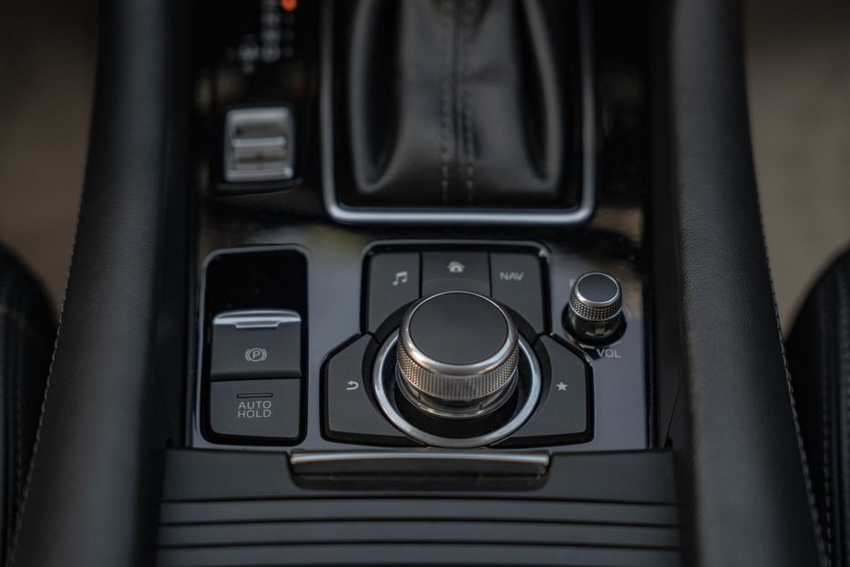 Продам Mazda 6 Touring SKYACTIV-G 2019 года в Черновцах