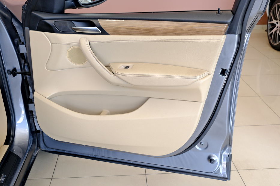 Продам BMW X3 2012 года в Одессе