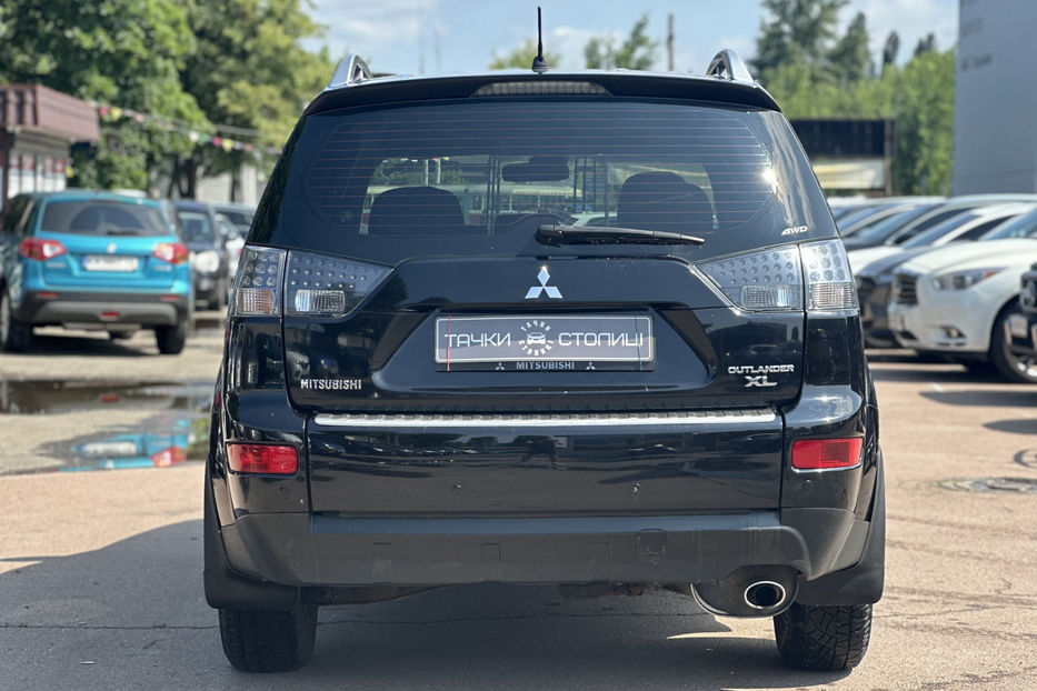 Продам Mitsubishi Outlander XL 2008 года в Киеве