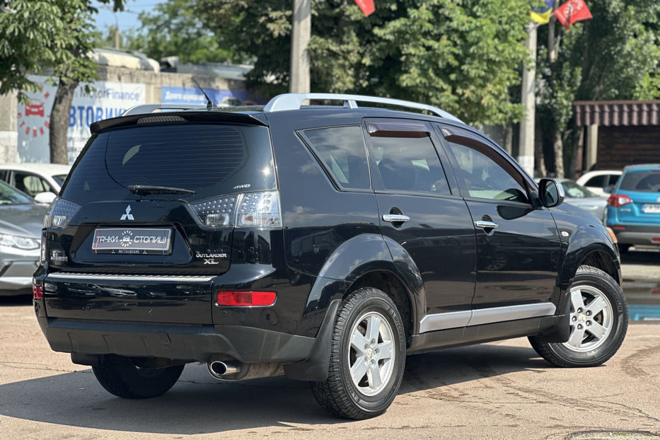 Продам Mitsubishi Outlander XL 2008 года в Киеве