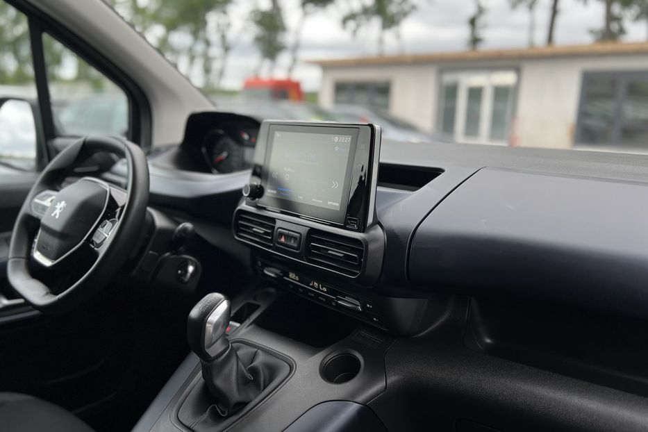 Продам Peugeot Rifter 1.5eHdi (KOMIS) 2021 года в г. Умань, Черкасская область